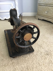 Antique Singer Sewing Machine ReImagined!